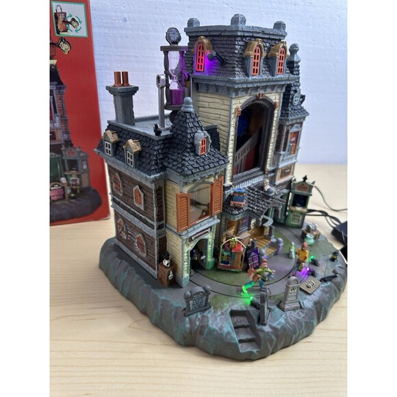 Lemax Spooky Town THE HORRID HAUNTED HOTEL Halloween Village Decoration Read - Picture 8 of 15